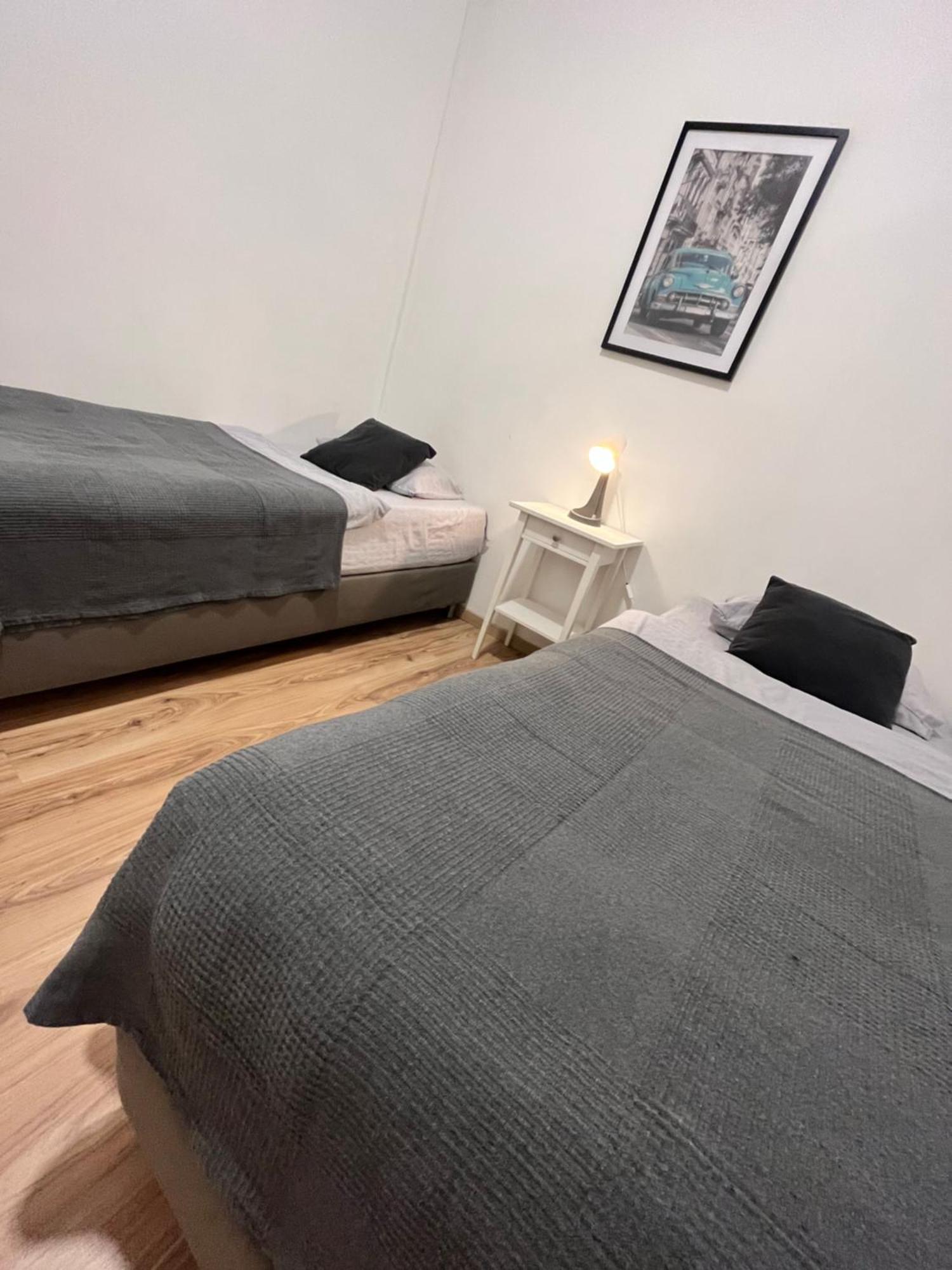 Apartment Central 10C 40Qm Wi-Fi Free Parking Calm Back House Dortmund Ngoại thất bức ảnh